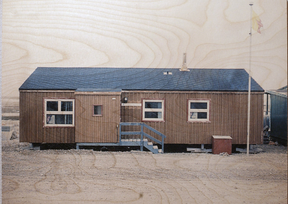 Houses and Buildings, 1 (2005)
