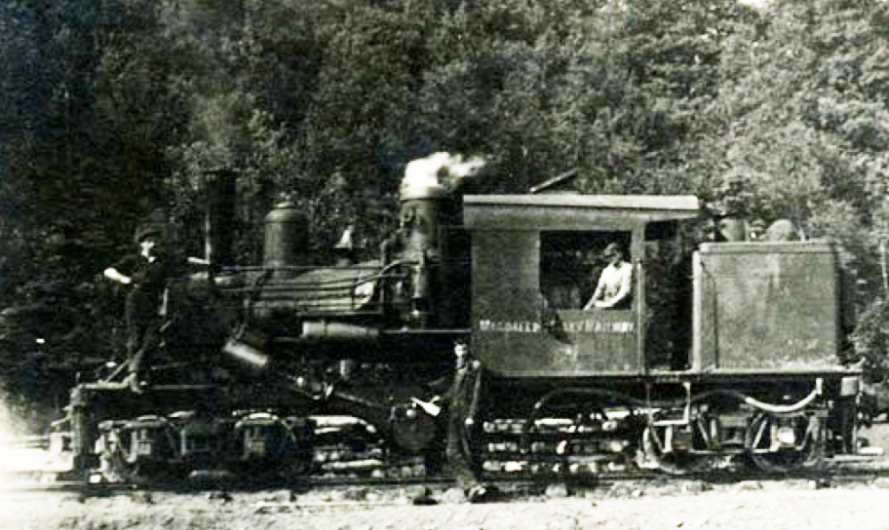 Locomotive du Moulin du Grand Sault / Locomotive of the Paper Mill.
